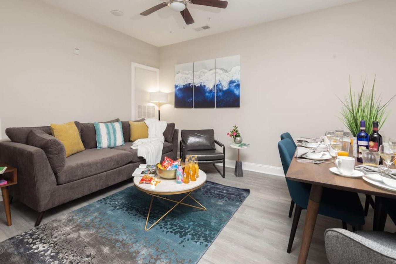 Lovely 4Br King Beds Steps To Beach And Pier G Myrtle Beach Eksteriør billede